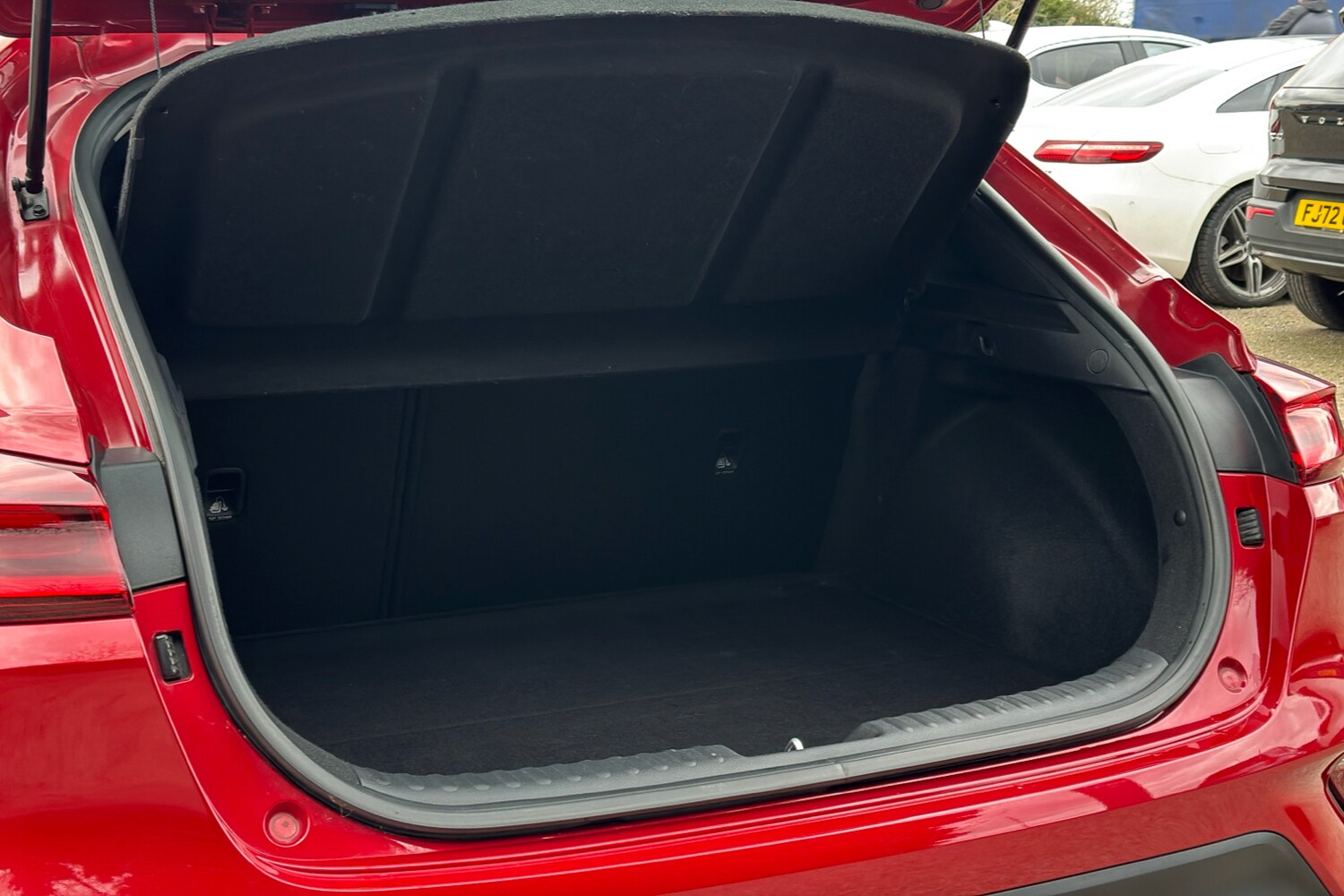 Used Kia XCeed 2022 for sale - 77601757: Photo 32