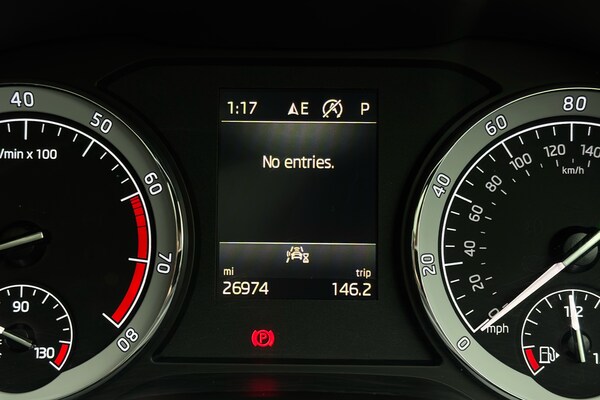 Used Skoda Karoq 2021 for sale - 76274305: Photo 15