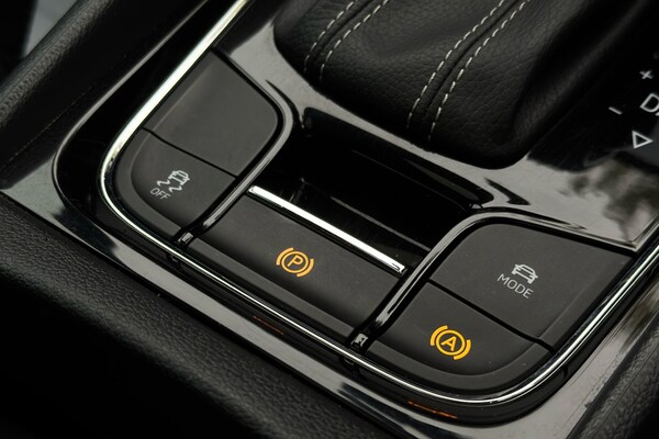 Used Skoda Karoq 2021 for sale - 76274305: Photo 30