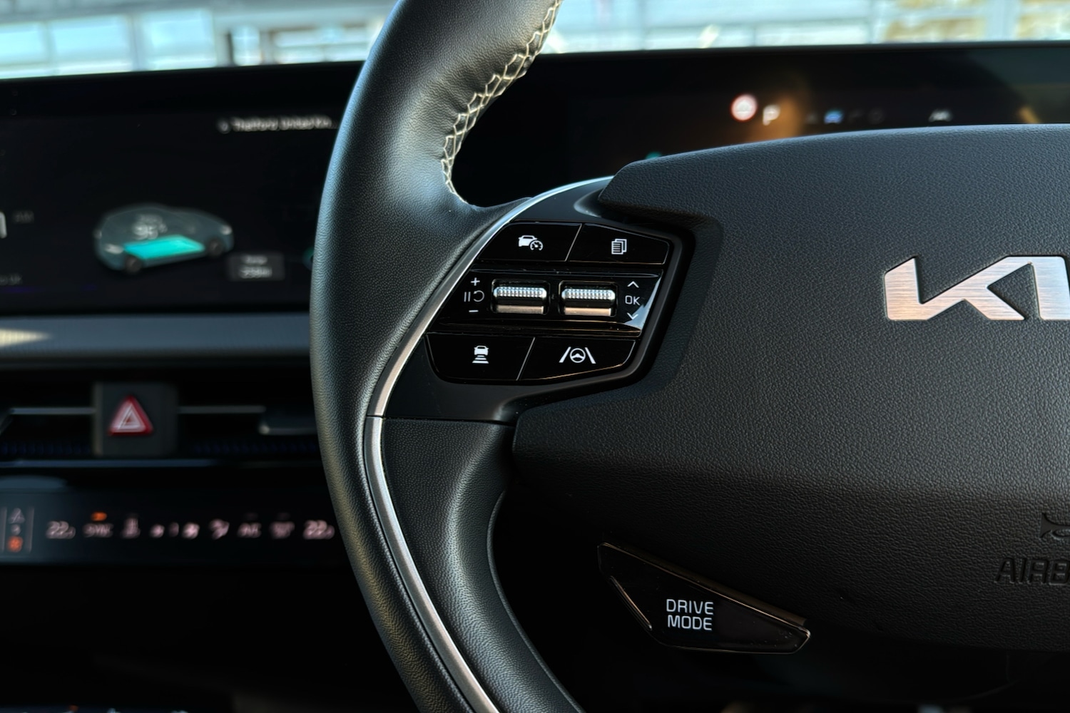 Used Kia EV6 2023 for sale - 76373556: Photo 17