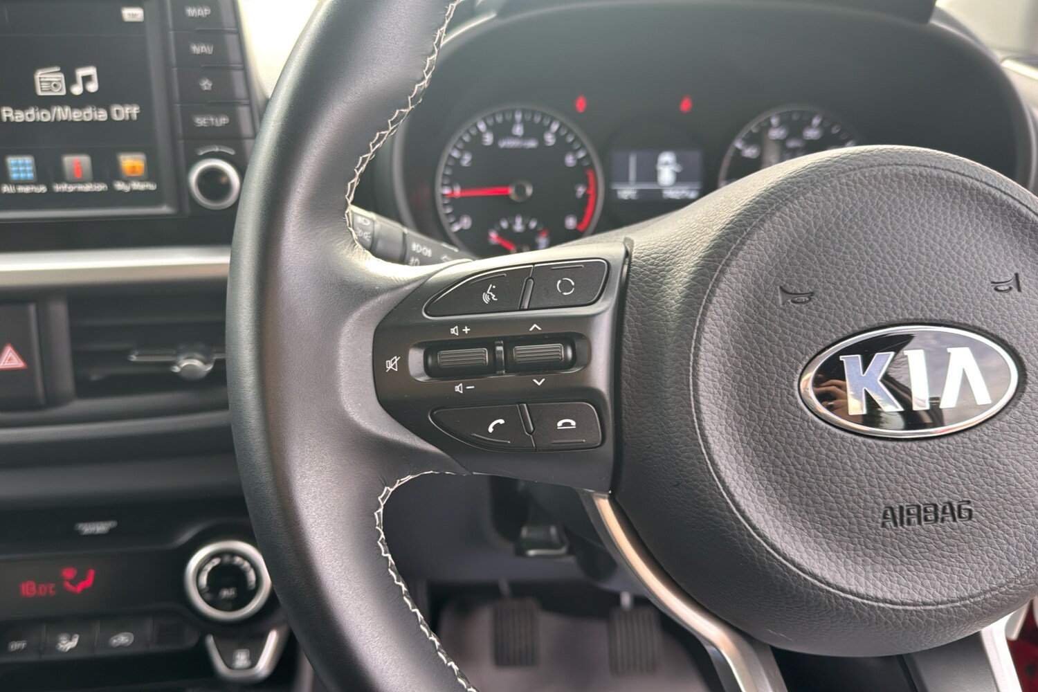 Used Kia Picanto 2019 for sale - 76411502: Photo 17