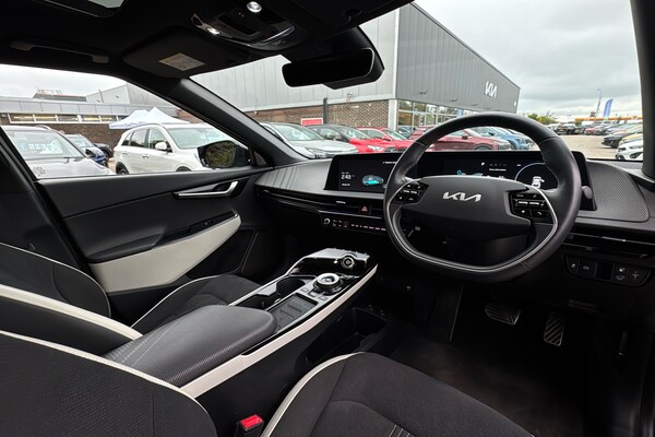 Used Kia EV6 2023 for sale - 76243457: Photo 10