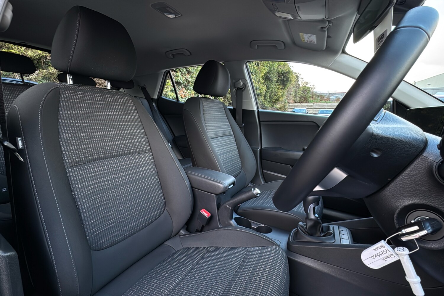 Used Kia Stonic 2024 for sale - 76156022: Photo 27