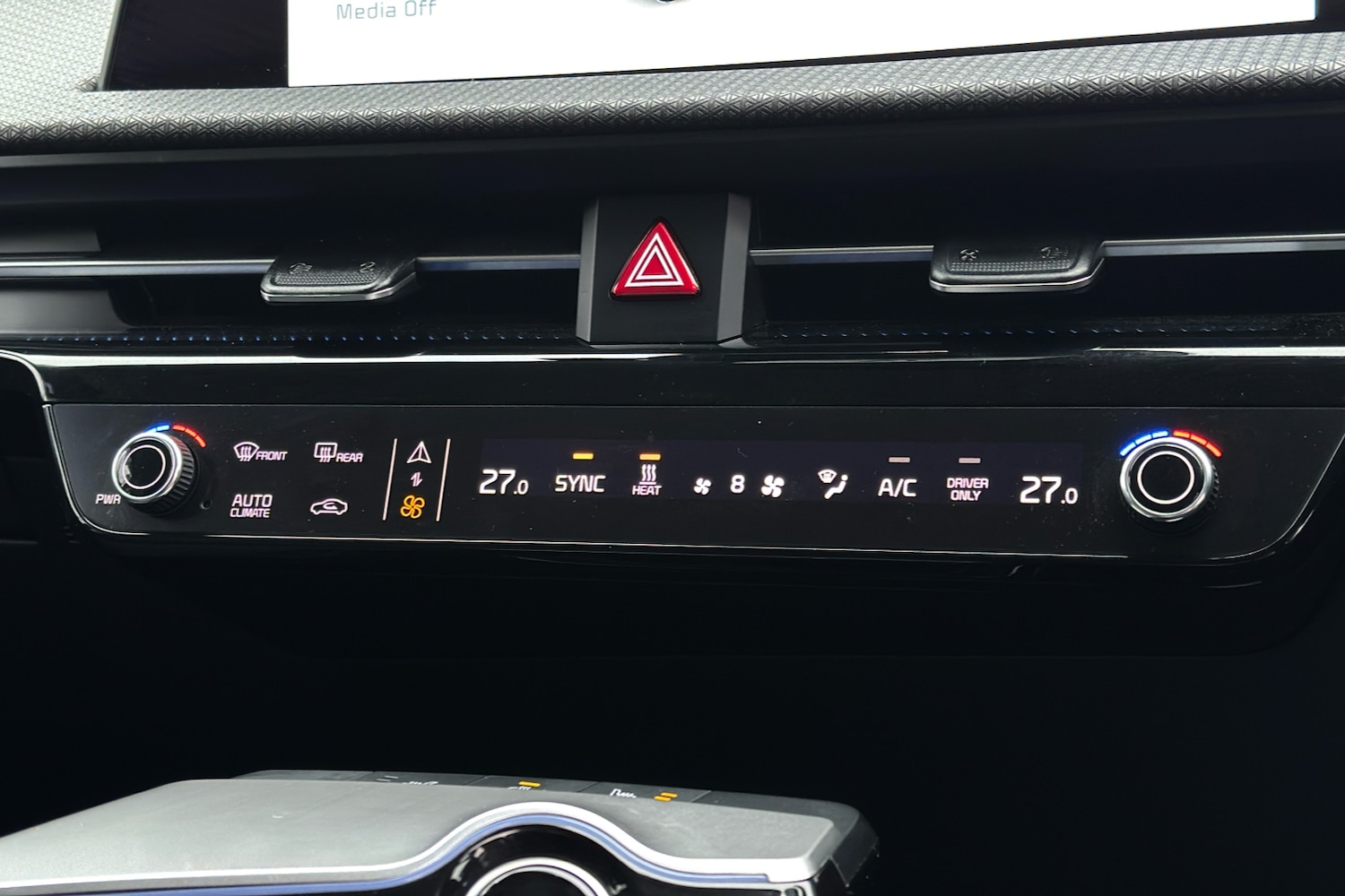 Used Kia EV6 2023 for sale - 77429408: Photo 16