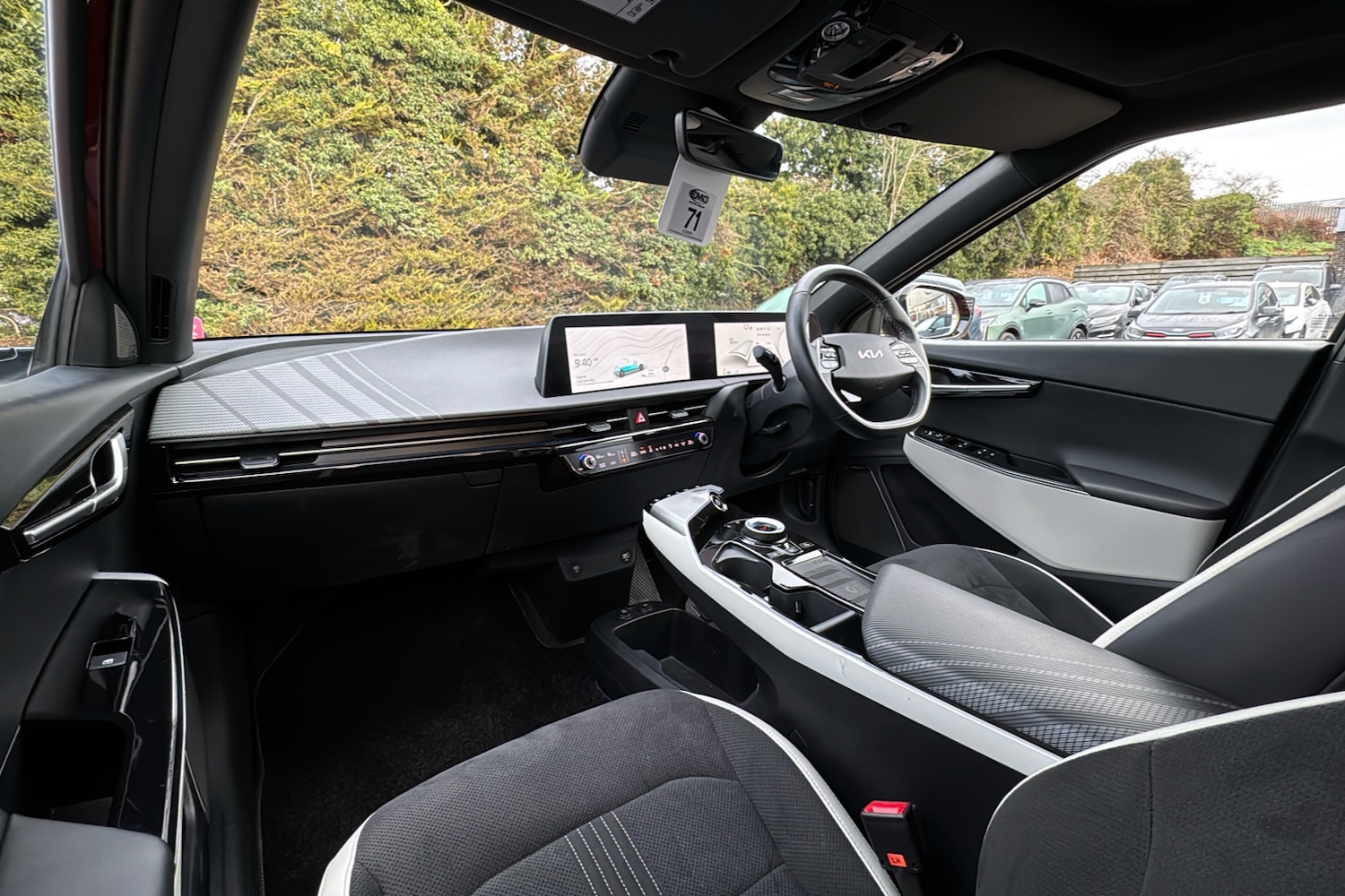 Used Kia EV6 2024 for sale - 77973088: Photo 11