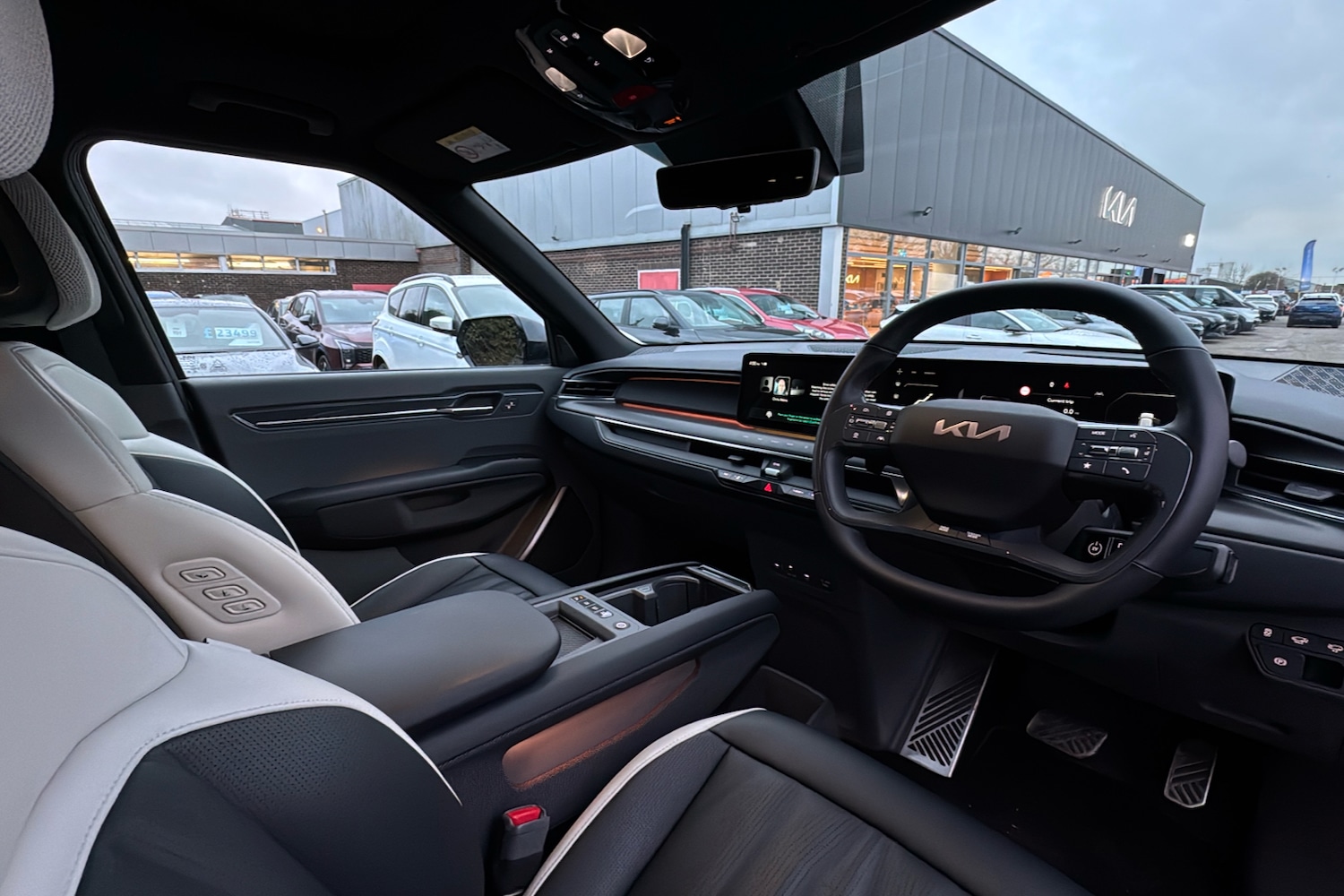 Used Kia EV9 2025 for sale - 77093673: Photo 10
