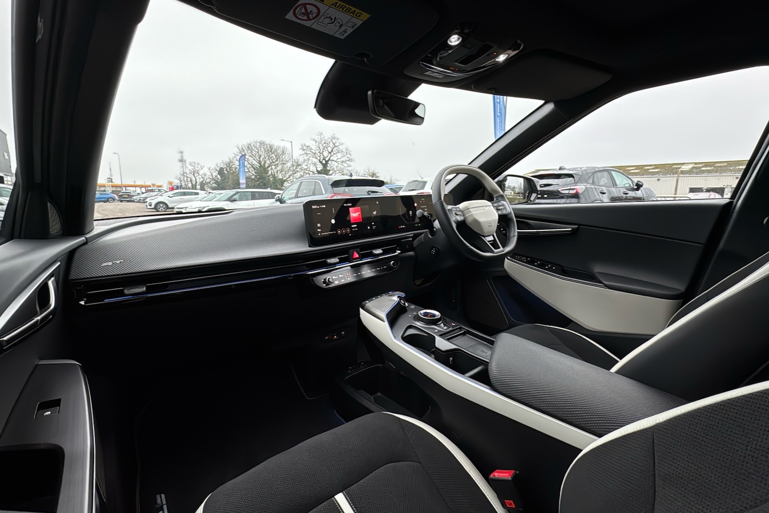 Used Kia EV6 2025 for sale - 77093690: Photo 11