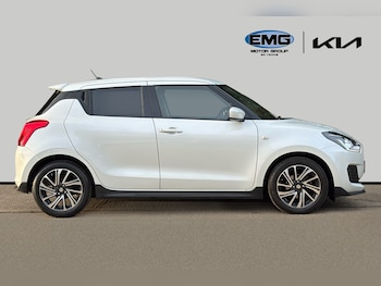 Used Suzuki Swift 2022 for sale - 77961360: Photo