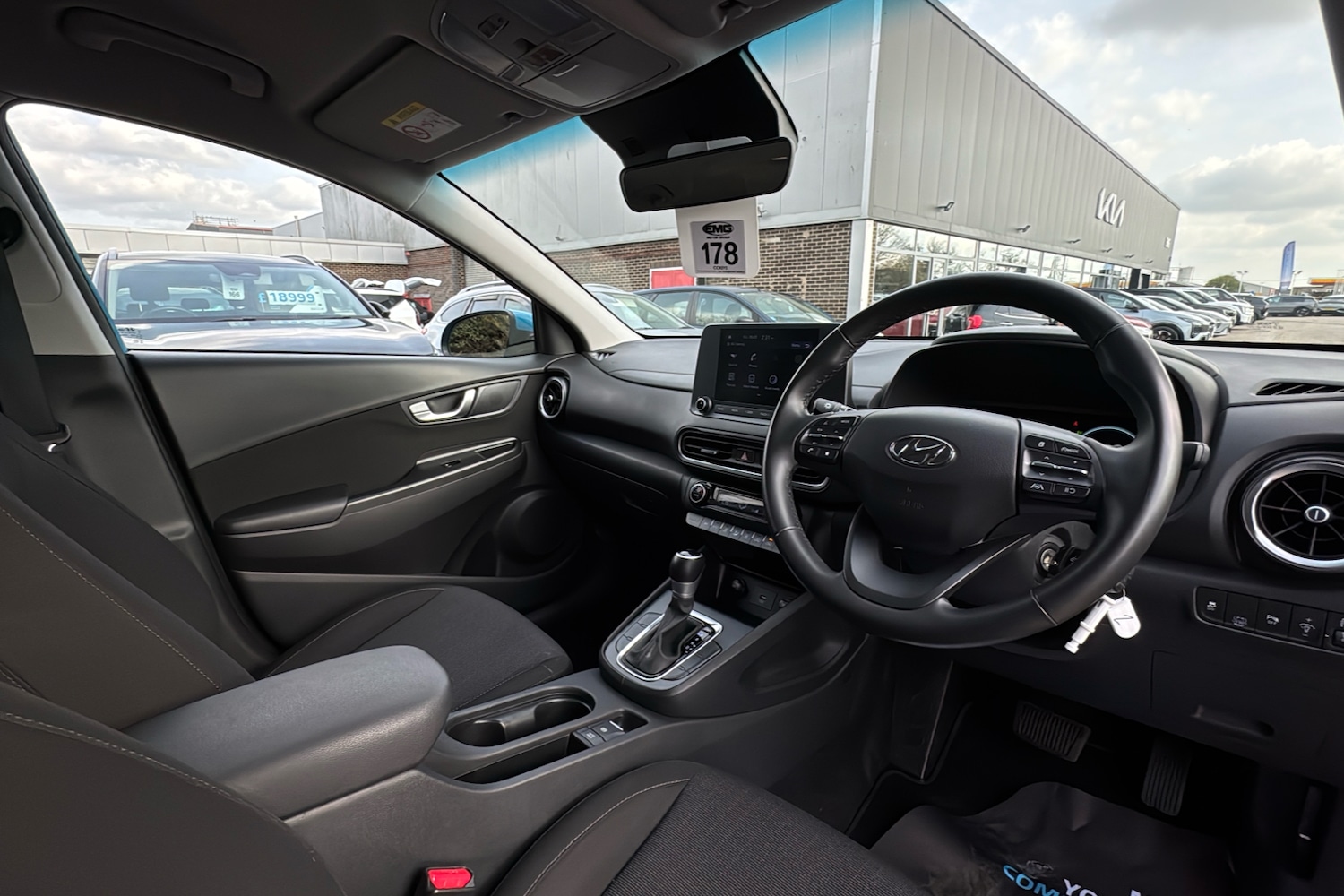 Used Hyundai KONA 2022 for sale - 77961329: Photo 10
