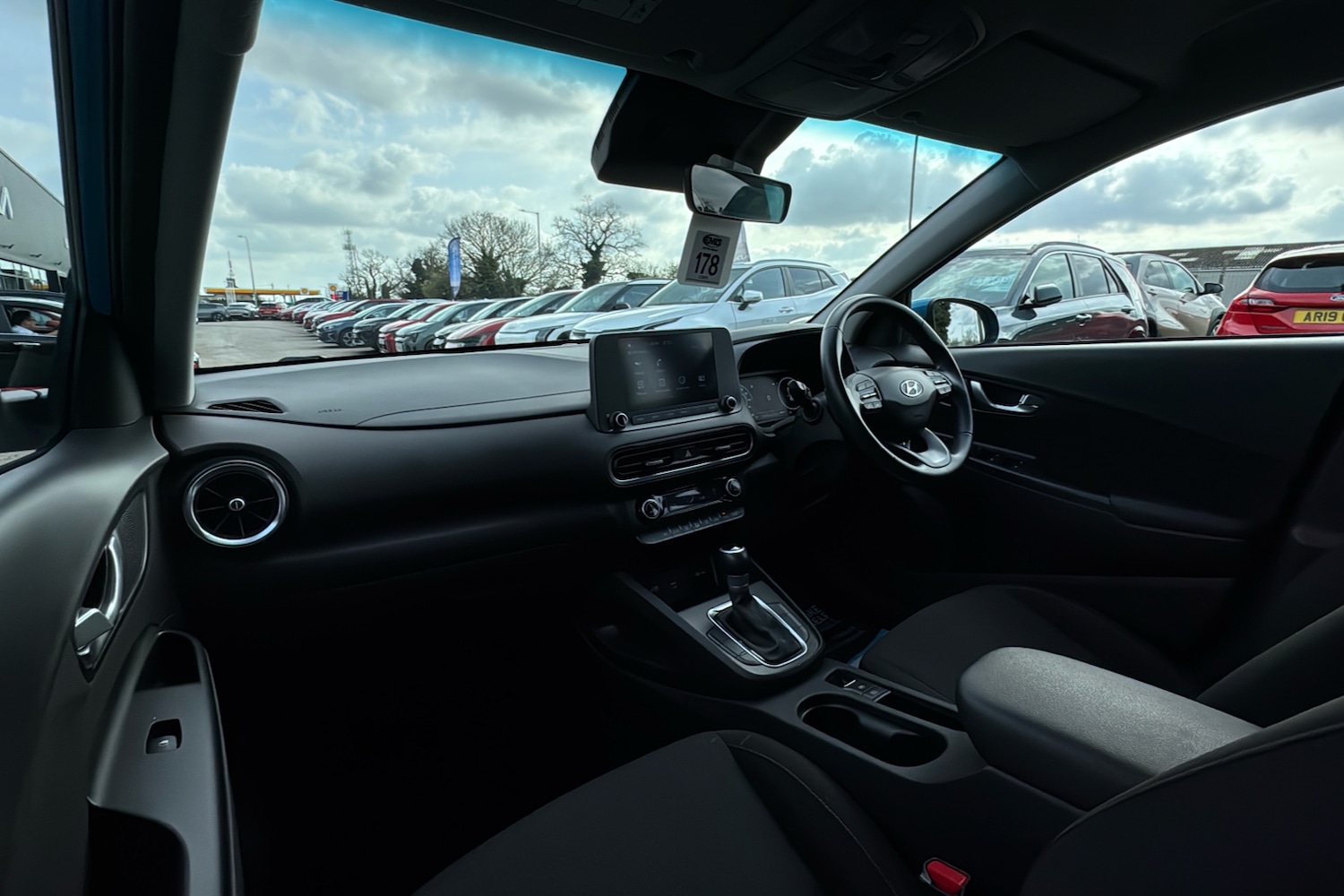 Used Hyundai KONA 2022 for sale - 77961329: Photo 11