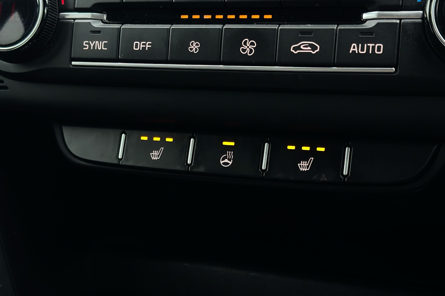 Used Kia XCeed 2023 for sale - 76746404: Photo 33