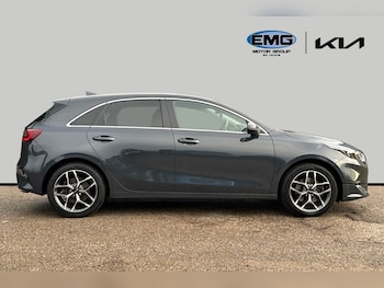 Used Kia Ceed 2023 for sale - 76774476: Photo