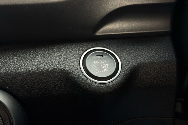 Used Kia Stonic 2023 for sale - 75517065: Photo 22