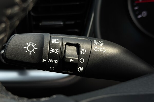 Used Kia Stonic 2023 for sale - 75517065: Photo 31