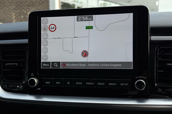 Used Kia Stonic 2023 for sale - 75517065: Photo 36