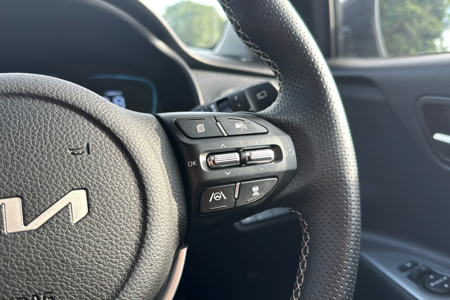 Used Kia Stonic 2025 for sale - 76718611: Photo 18