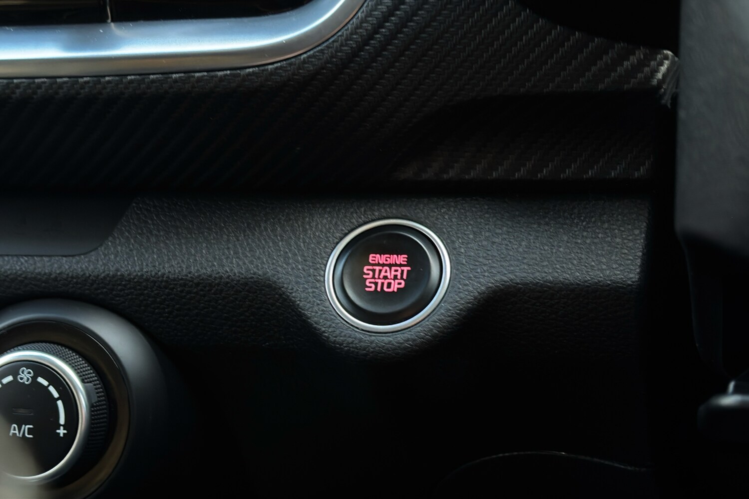 Used Kia Stonic 2024 for sale - 77196303: Photo 23