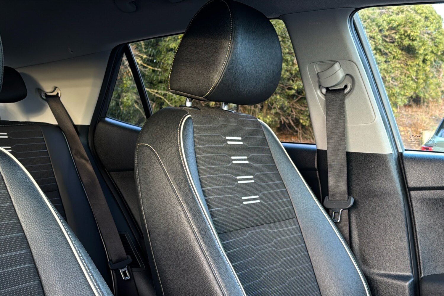 Used Kia Stonic 2024 for sale - 77196303: Photo 28