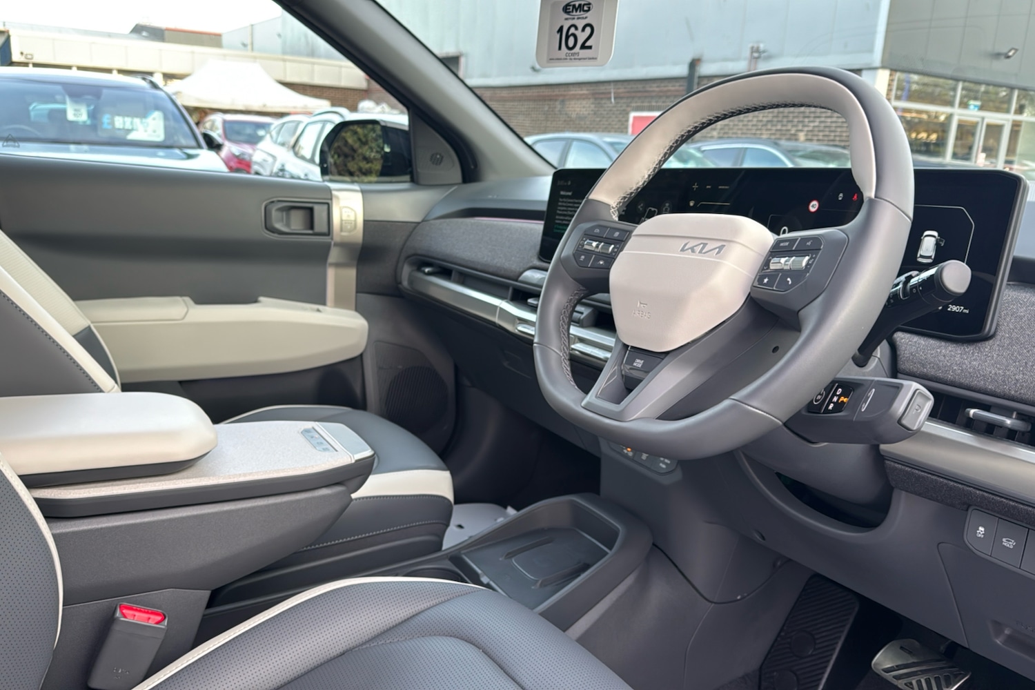 Used Kia EV3 2025 for sale - 76541153: Photo 10