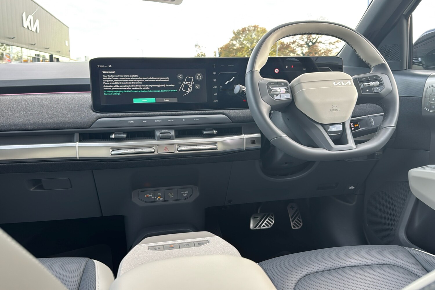 Used Kia EV3 2025 for sale - 76541153: Photo 9
