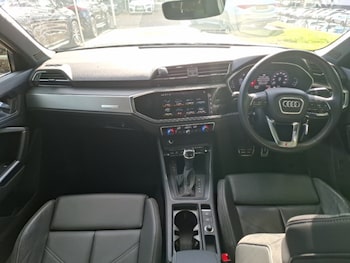 Used Audi Q3 2020 for sale - 74902369: Photo