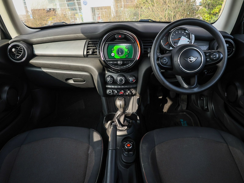 Used MINI Hatch 2019 for sale - 77767209: Photo 2