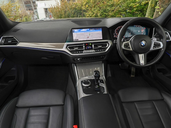Used BMW 3 Series 2021 for sale - 76165810: Photo 2