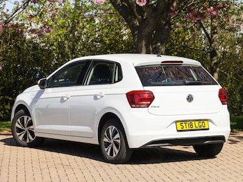 Used Volkswagen Polo 2018 for sale - 78490110: Photo
