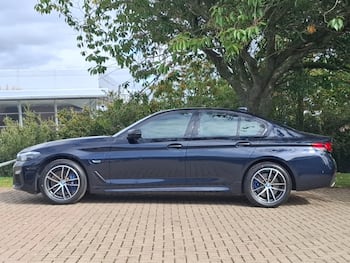 Used BMW 5 Series 2022 for sale - 79654251: Photo