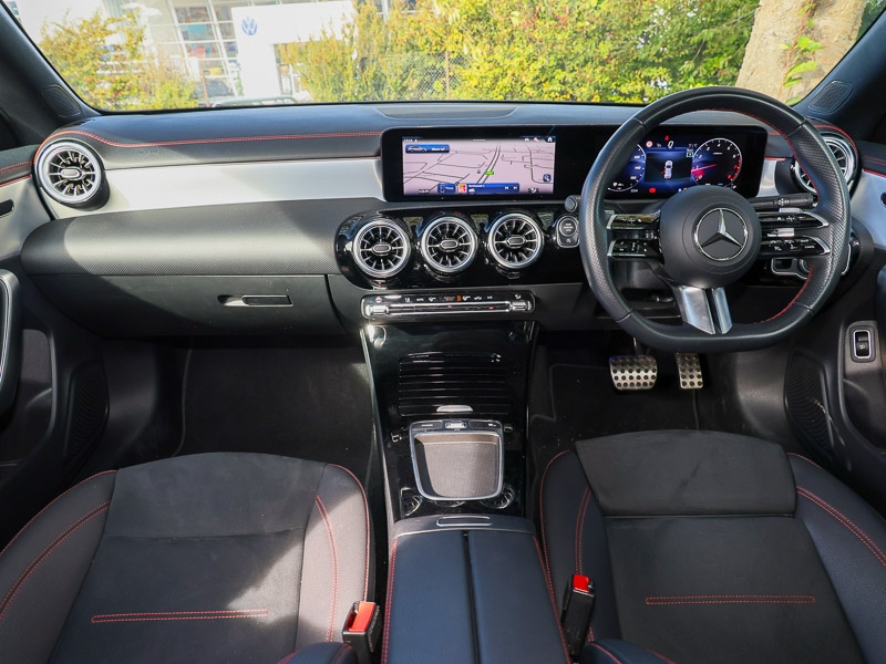 Used Mercedes-Benz CLA 2024 for sale - 76066651: Photo 2