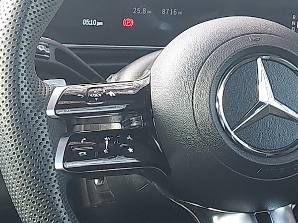 Used Mercedes-Benz EQA 2023 for sale - 75256458: Photo 11