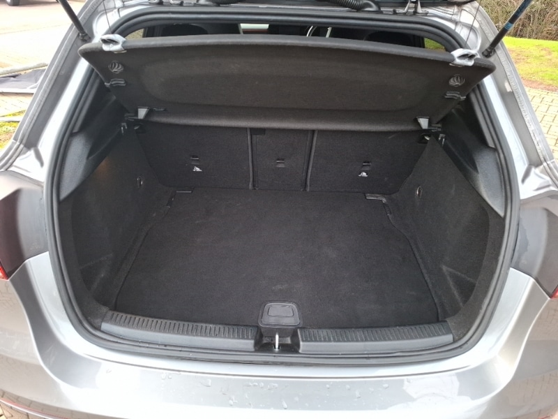 Used Mercedes-Benz A-Class 2020 for sale - 77669796: Photo 4