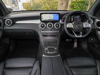 Used Mercedes-Benz GLC 2022 for sale - 76427445: Photo