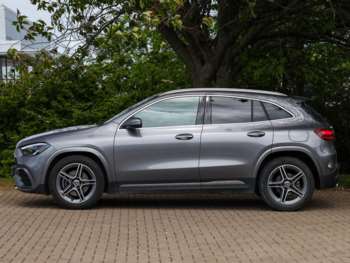 Used Mercedes-Benz GLA 2024 for sale - 74744596: Photo