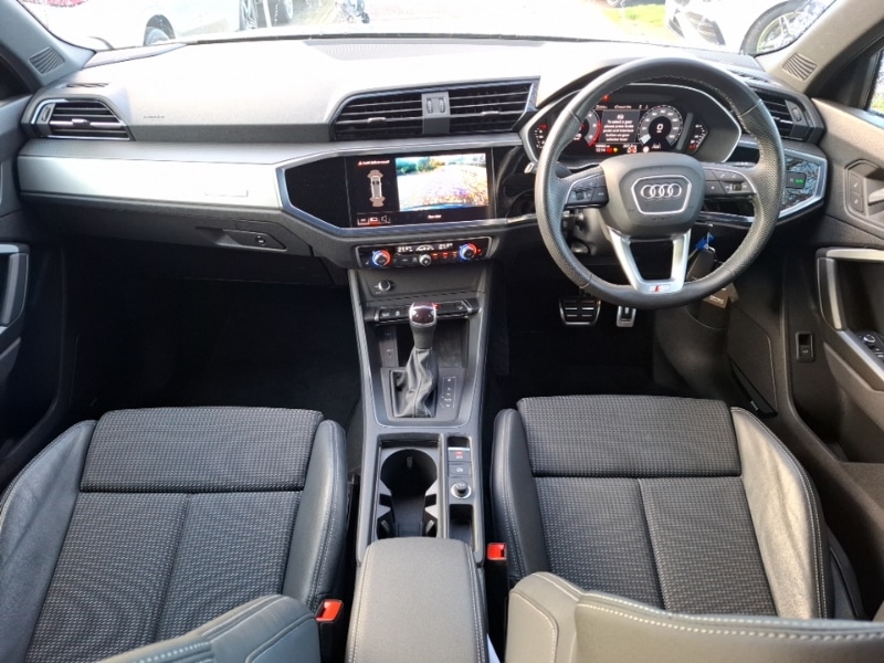 Used Audi Q3 2023 for sale - 76567029: Photo 2