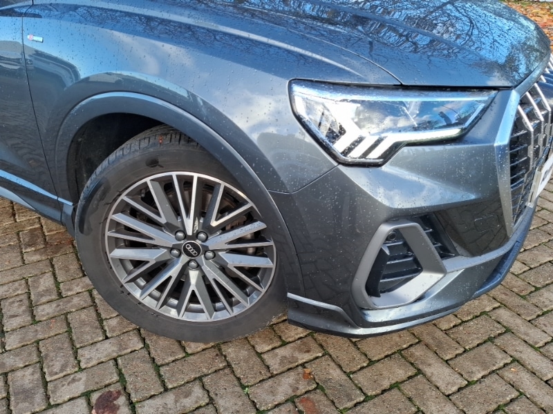 Used Audi Q3 2023 for sale - 76567029: Photo 9