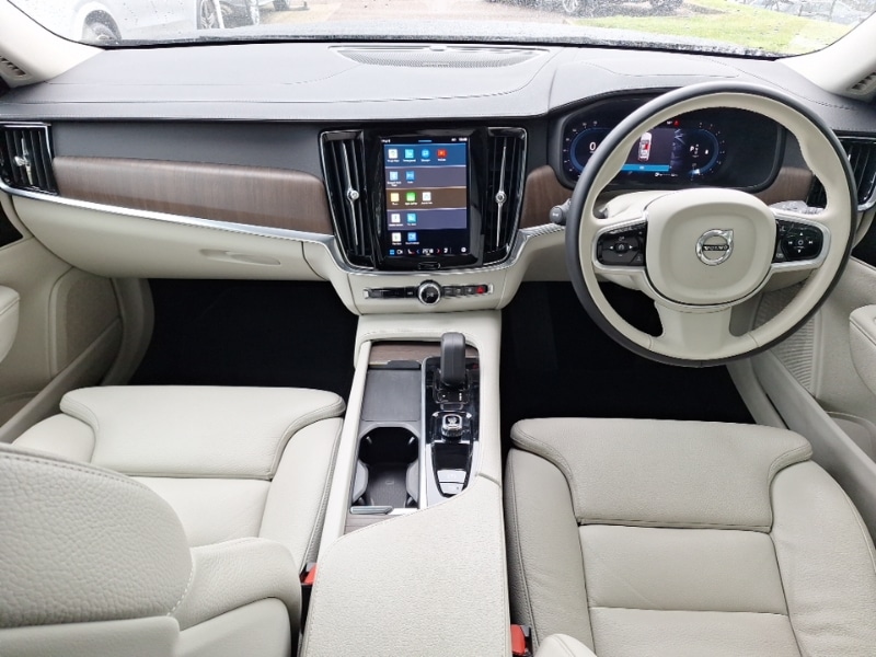 Used Volvo V90 2021 for sale - 75989708: Photo 2
