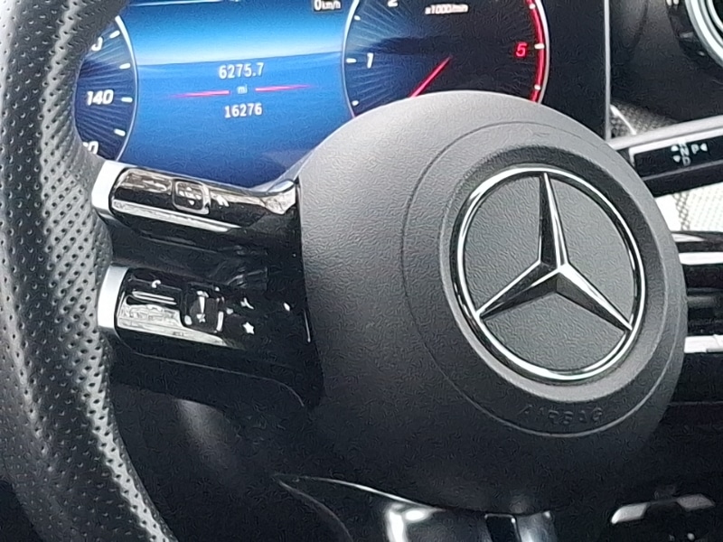 Used Mercedes-Benz GLC 2023 for sale - 77709259: Photo 11