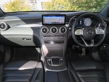 Used Mercedes-Benz GLC 2022 for sale - 77047032: Photo