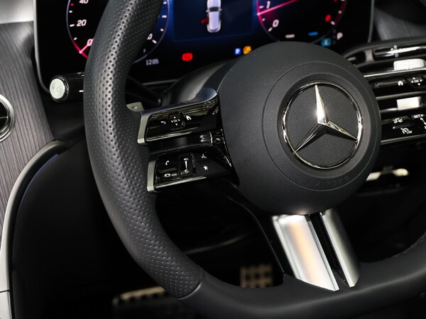 Used Mercedes-Benz GLC 2025 for sale - 76229957: Photo 11