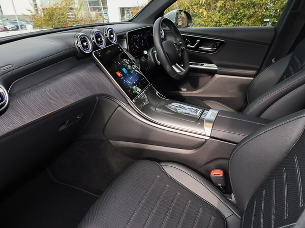 Used Mercedes-Benz GLC 2025 for sale - 76229957: Photo 5