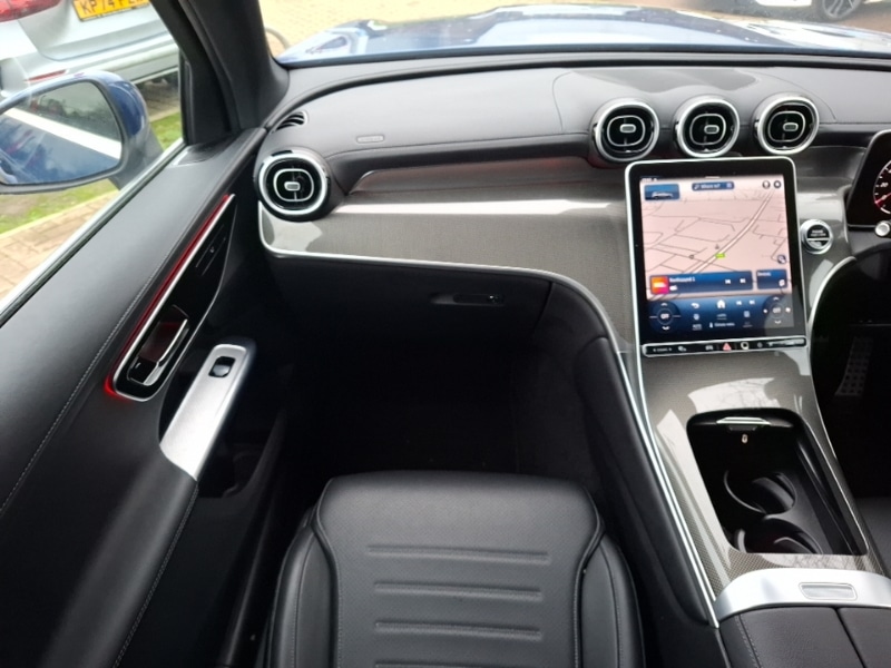 Used Mercedes-Benz GLC 2023 for sale - 77548890: Photo 2