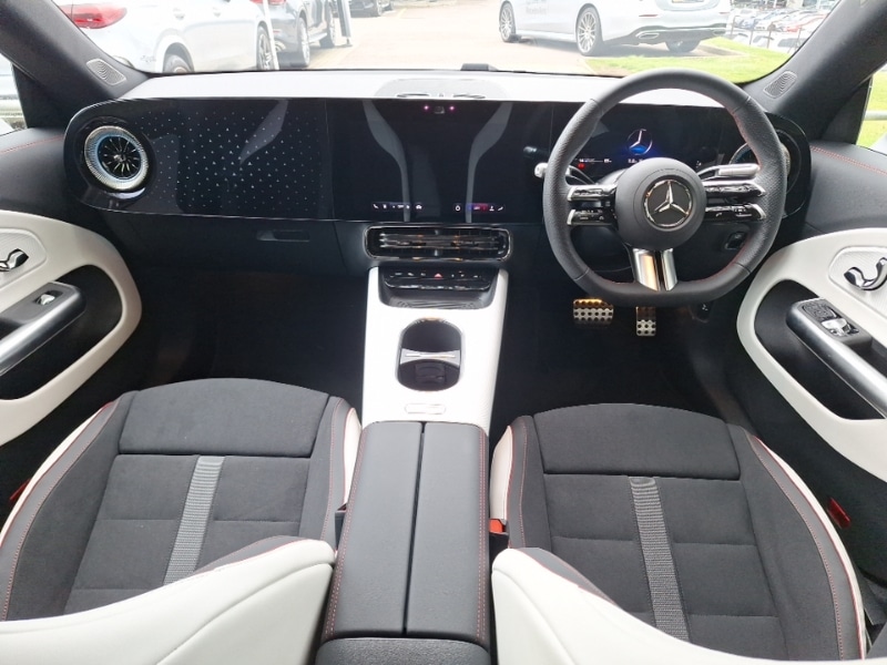 Used Mercedes-Benz CLA 2025 for sale - 76129727: Photo 2