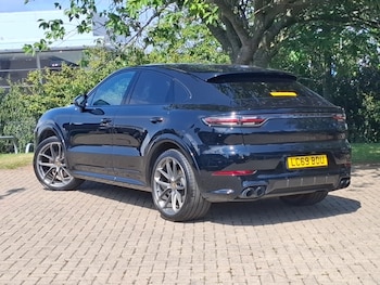 Used Porsche Cayenne 2019 for sale - 79306156: Photo