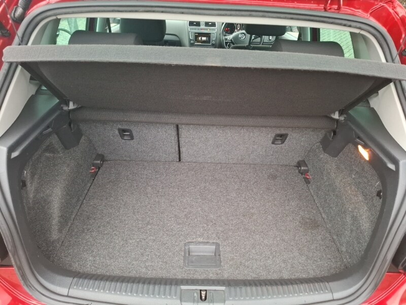 Used Volkswagen Polo 2016 for sale - 77908287: Photo 8