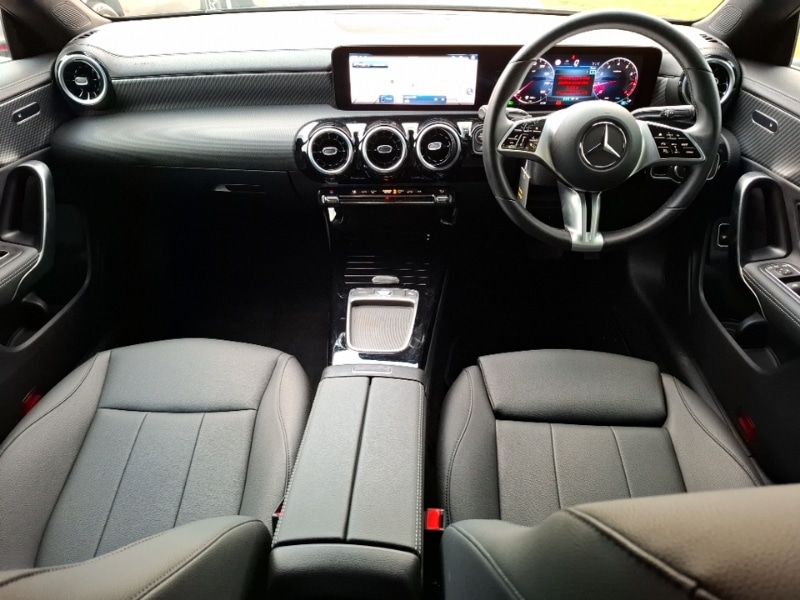 Used Mercedes-Benz CLA 2024 for sale - 76365430: Photo 2