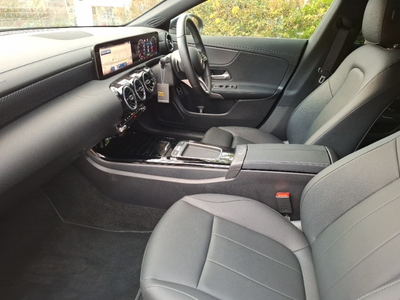 Used Mercedes-Benz CLA 2024 for sale - 76365430: Photo 5