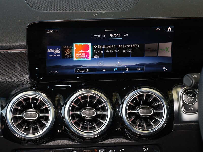 Used Mercedes-Benz GLB 2024 for sale - 76052763: Photo 17