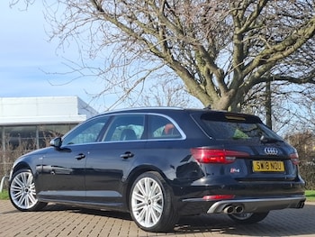 Used Audi A4 2018 for sale - 77932988: Photo