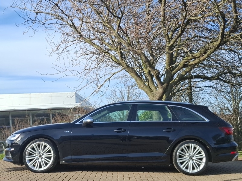Used Audi A4 2018 for sale - 77932988: Photo 4